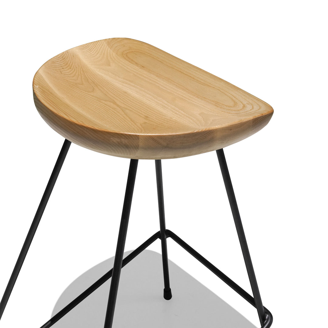 Max Bar Stool